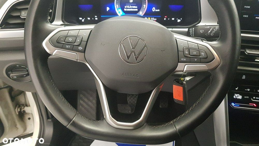 Volkswagen T-Roc - 21