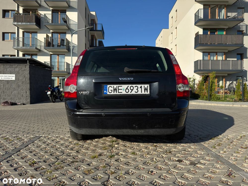 Volvo V50 1.8 - 10