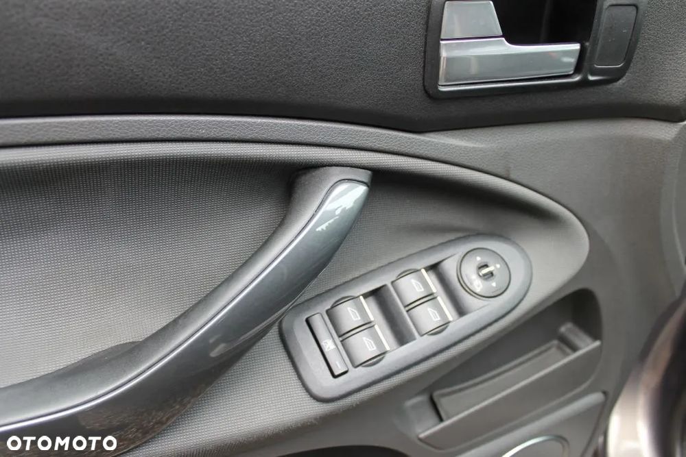 Ford Kuga 2.0 TDCi Trend - 8