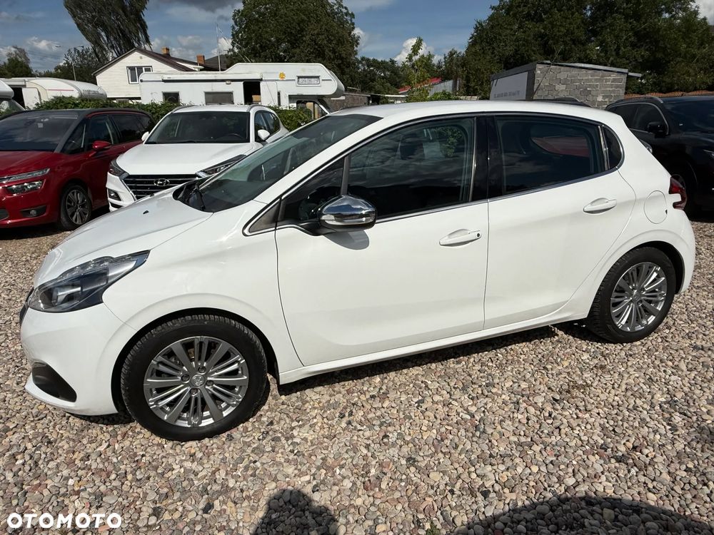 Peugeot 208 PureTech 110 Stop & Start EAT6 Allure - 5