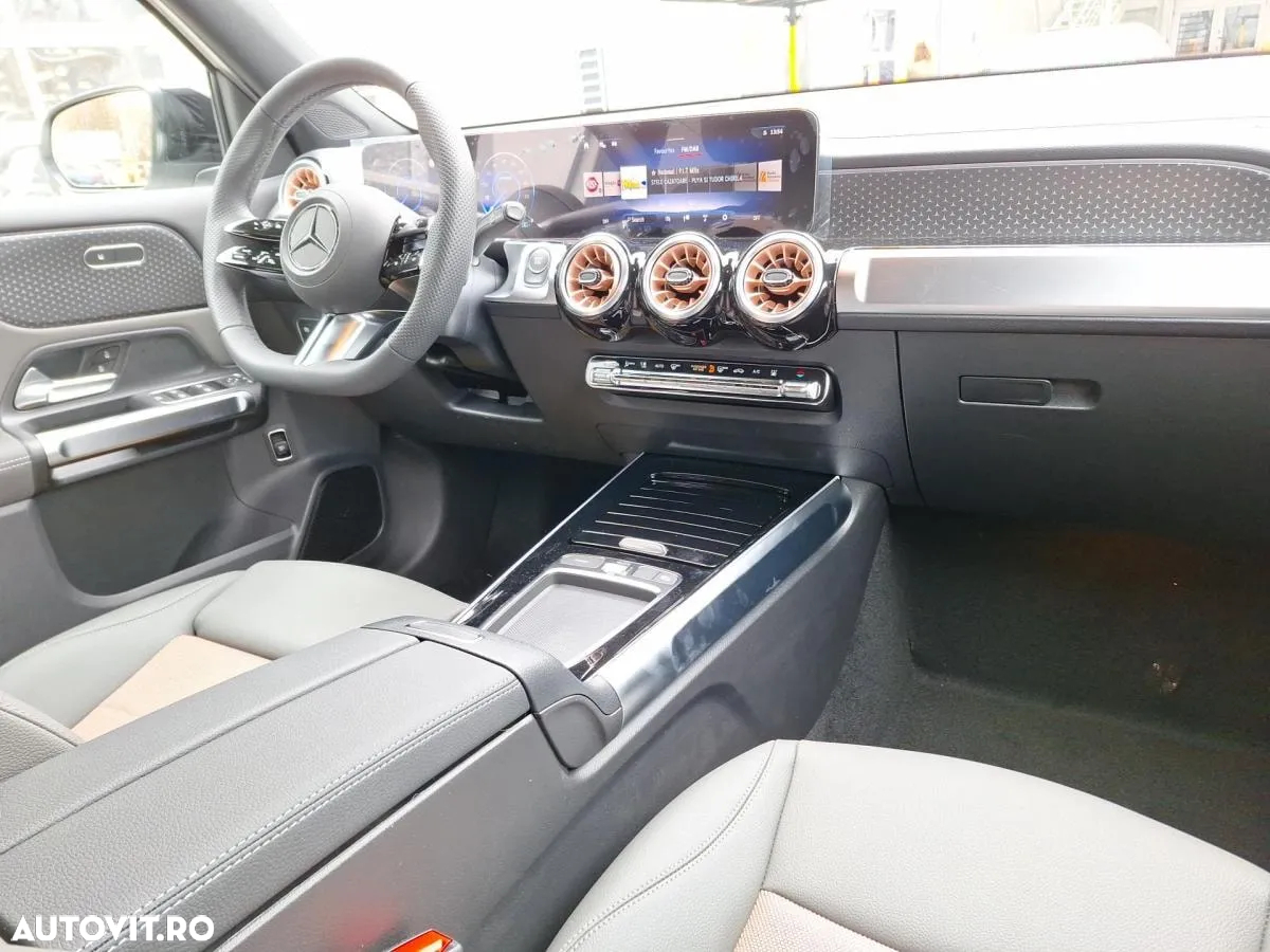 Mercedes-Benz EQB 300 4MATIC - 13