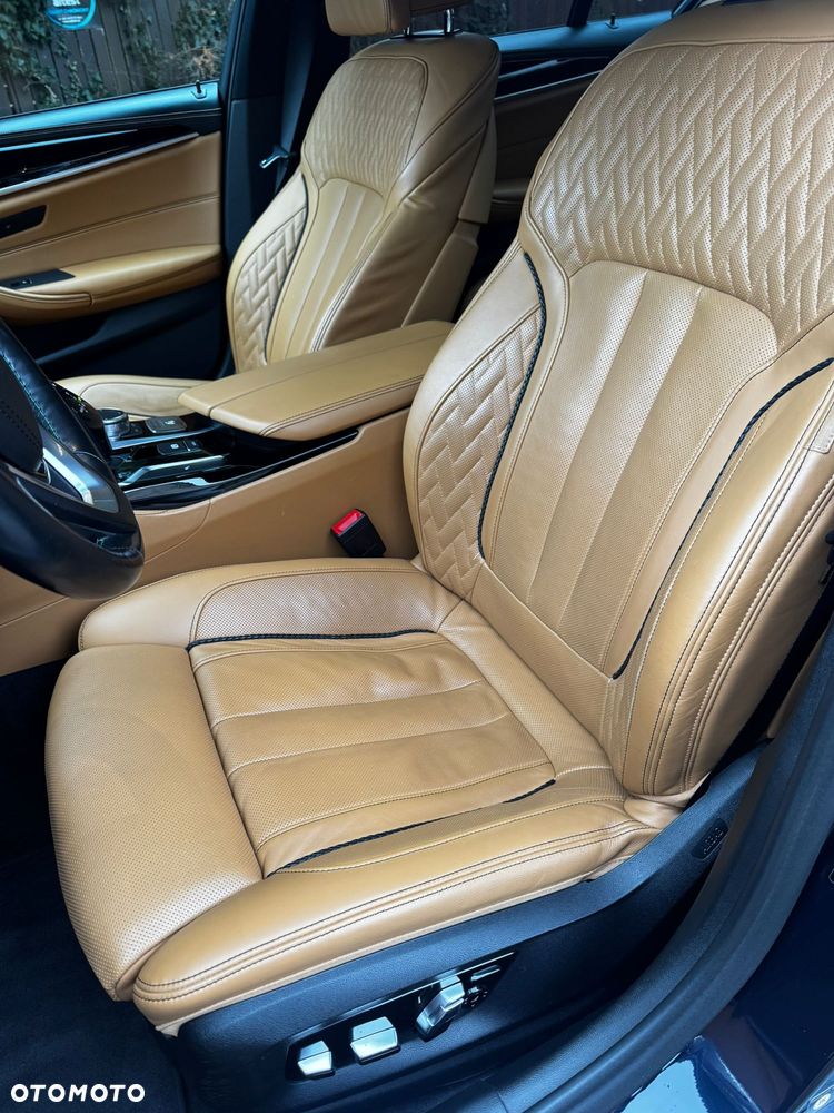 BMW-ALPINA D5 - 8