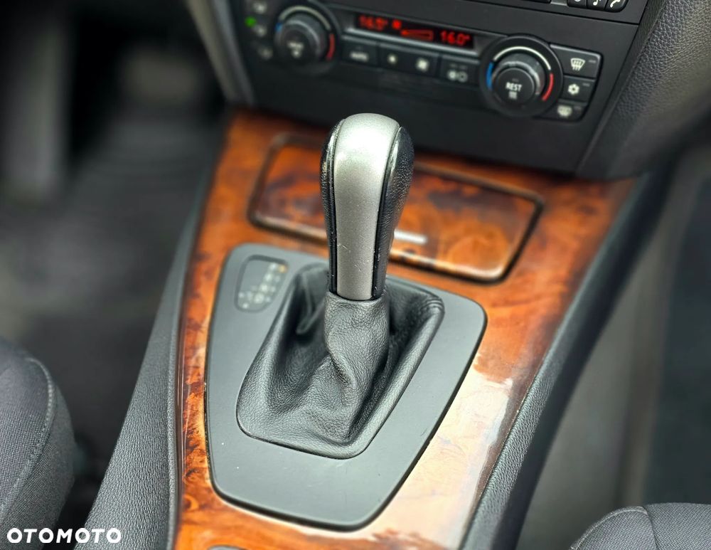 BMW Seria 3 - 21