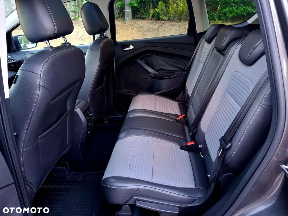 Ford Kuga 2.0 TDCi 4x2 Titanium - 26