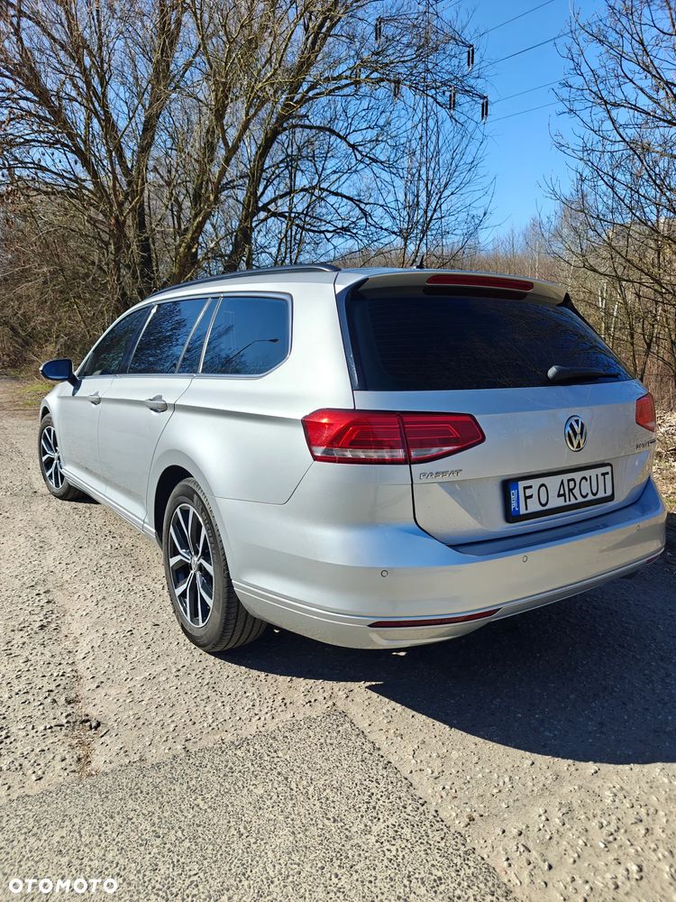 Volkswagen Passat Variant 2.0 TDI BMT Comfortline DSG - 9