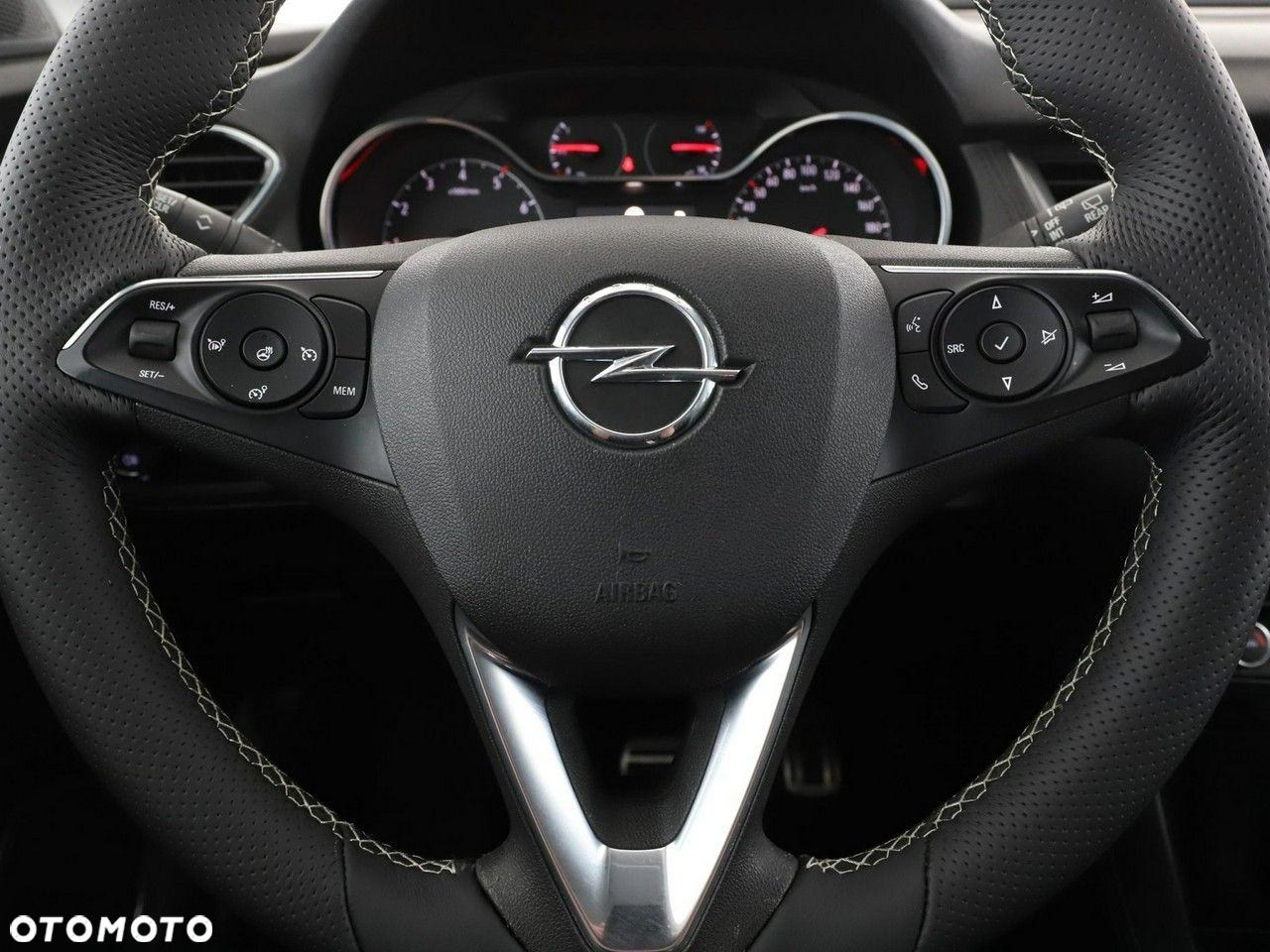Opel Grandland X 1.2 T GPF Ultimate S&S - 21