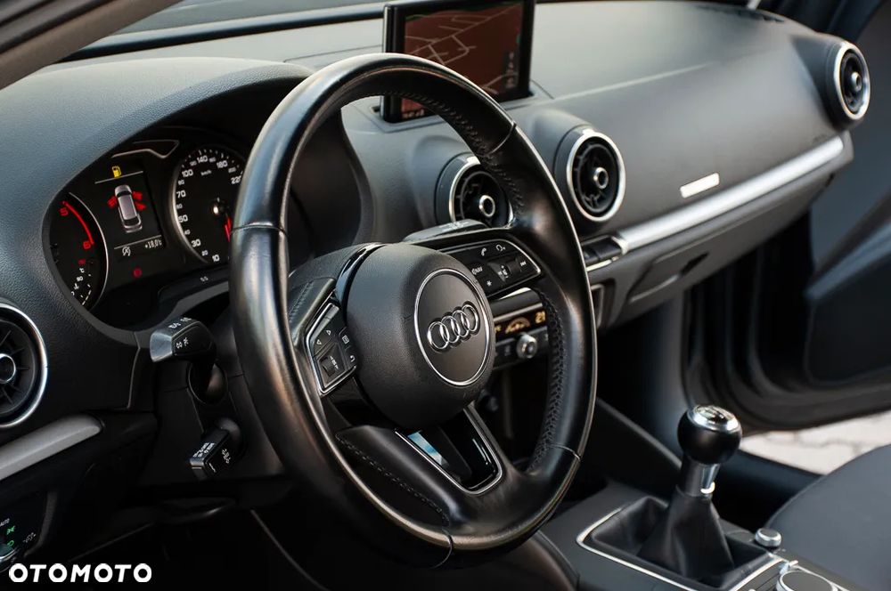 Audi A3 Sportback 1.6 TDI - 24