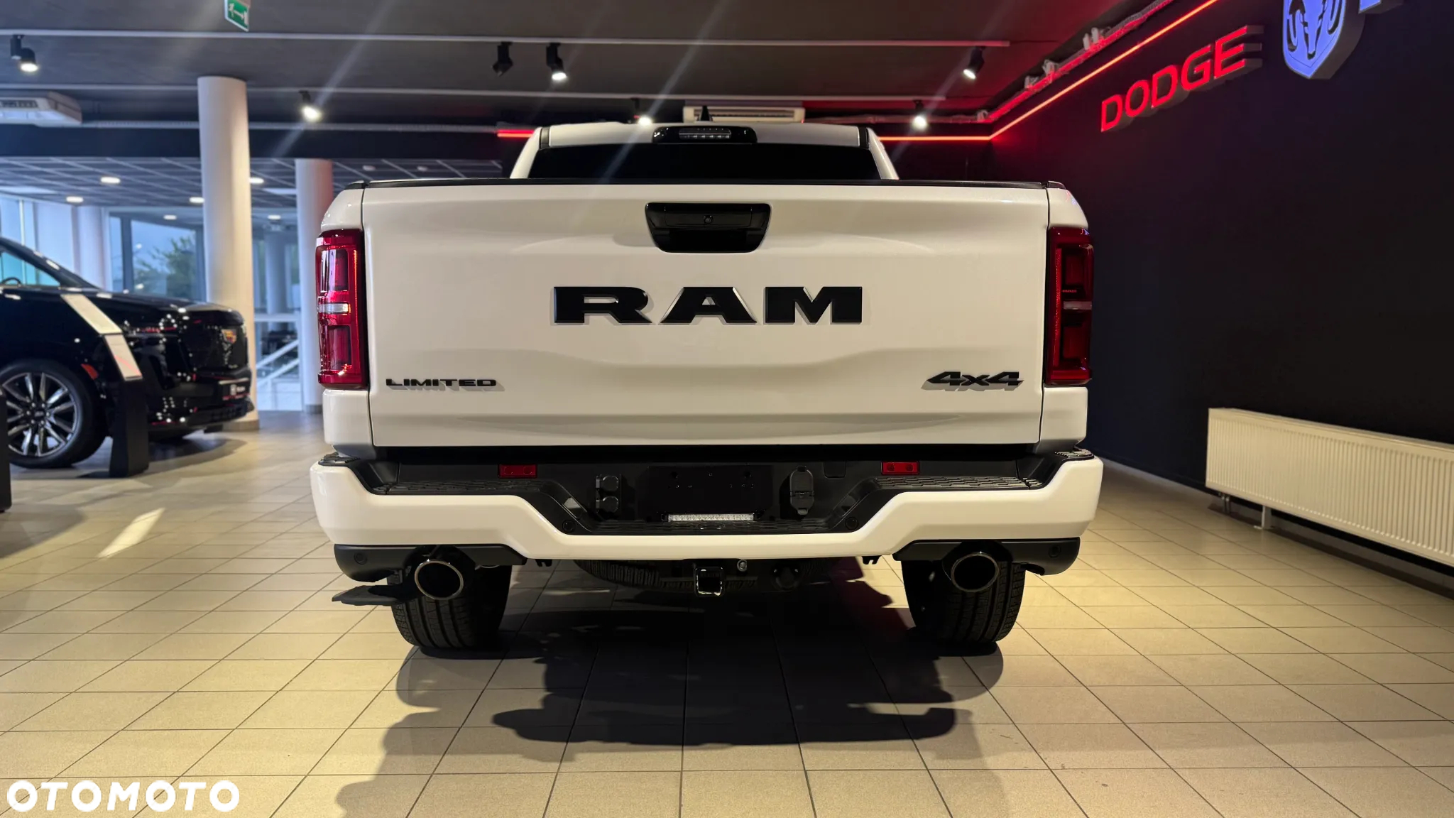 Dodge RAM 1500 5.7 4x4 - 11