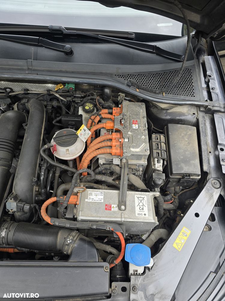 Volkswagen Passat - 26