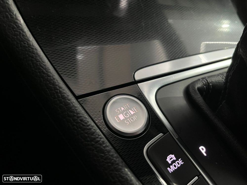 VW Golf 2.0 TDi DPF DSG GTD - 37