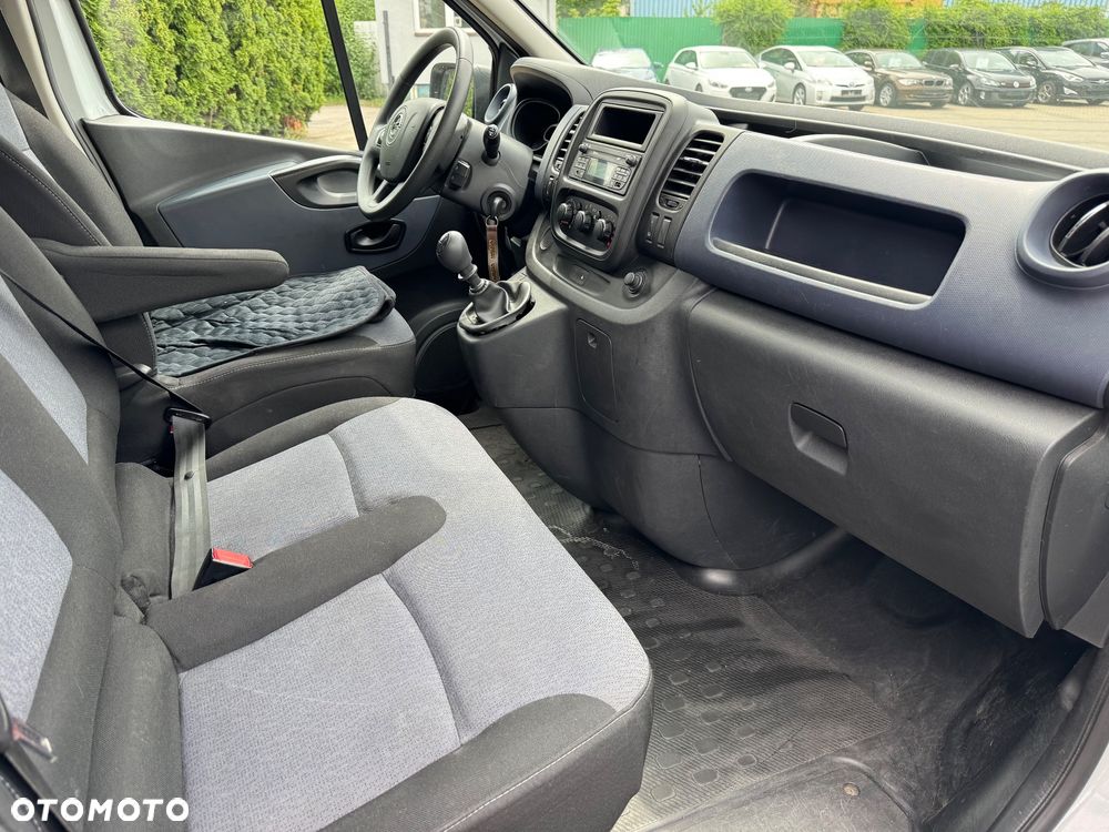 Opel Vivaro L2H1 - 12