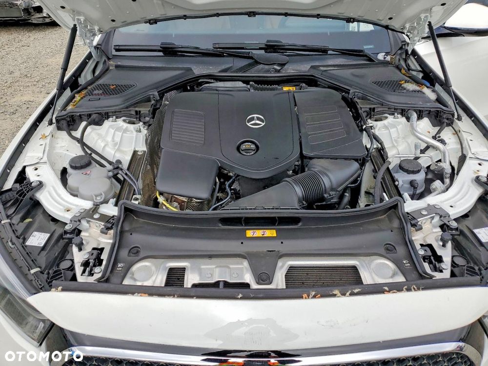 Mercedes-Benz Klasa E - 9