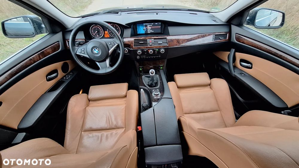 BMW Seria 5 530d Edition Sport - 30