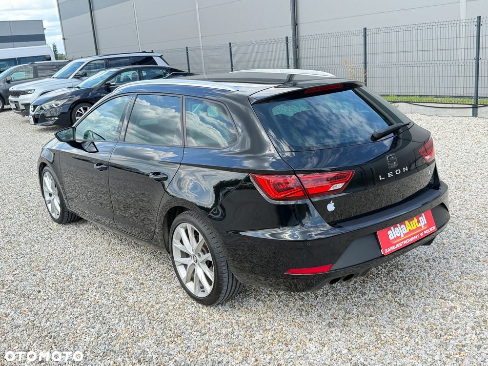 Seat Leon 1.4 TSI FR Black S&S - 4