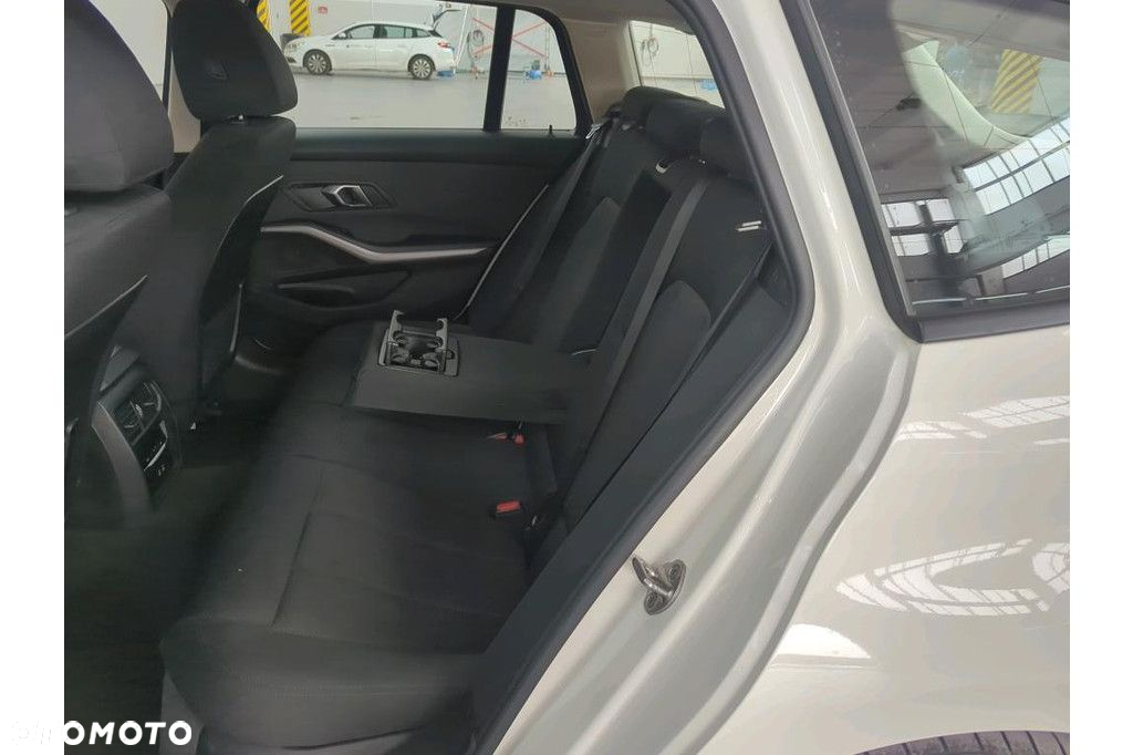 BMW Seria 3 - 7