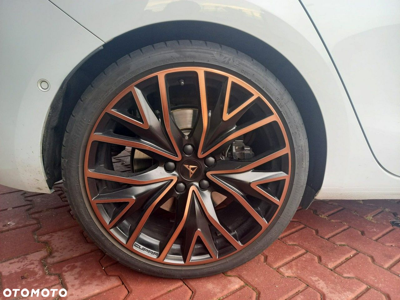 Cupra Leon 2.0 TSI DSG - 6