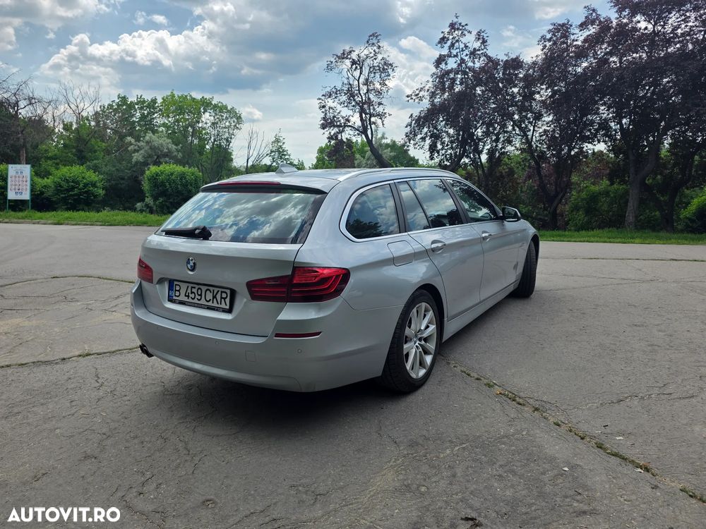 BMW Seria 5 530d xDrive - 7