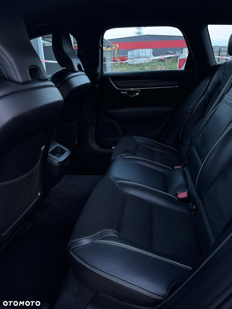Volvo V90 D4 R-Design - 9