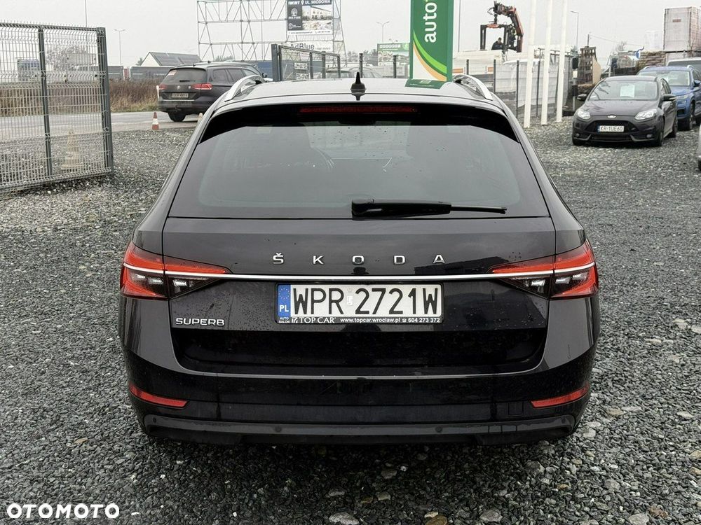 Skoda Superb 2.0 TDI SCR Style DSG - 8