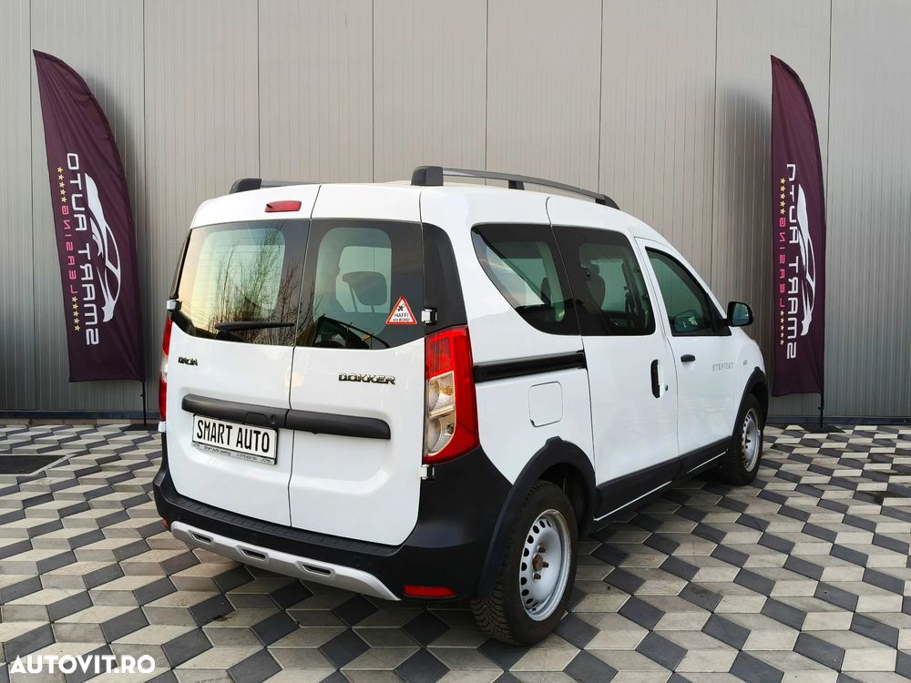 Dacia Dokker TCe 102 GPF Stepway - 4