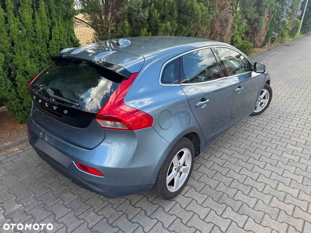 Volvo V40 D2 - 3