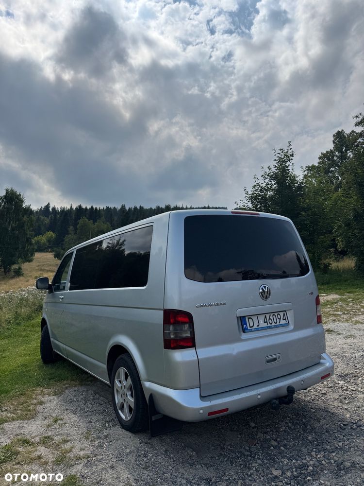 Volkswagen Caravelle - 5