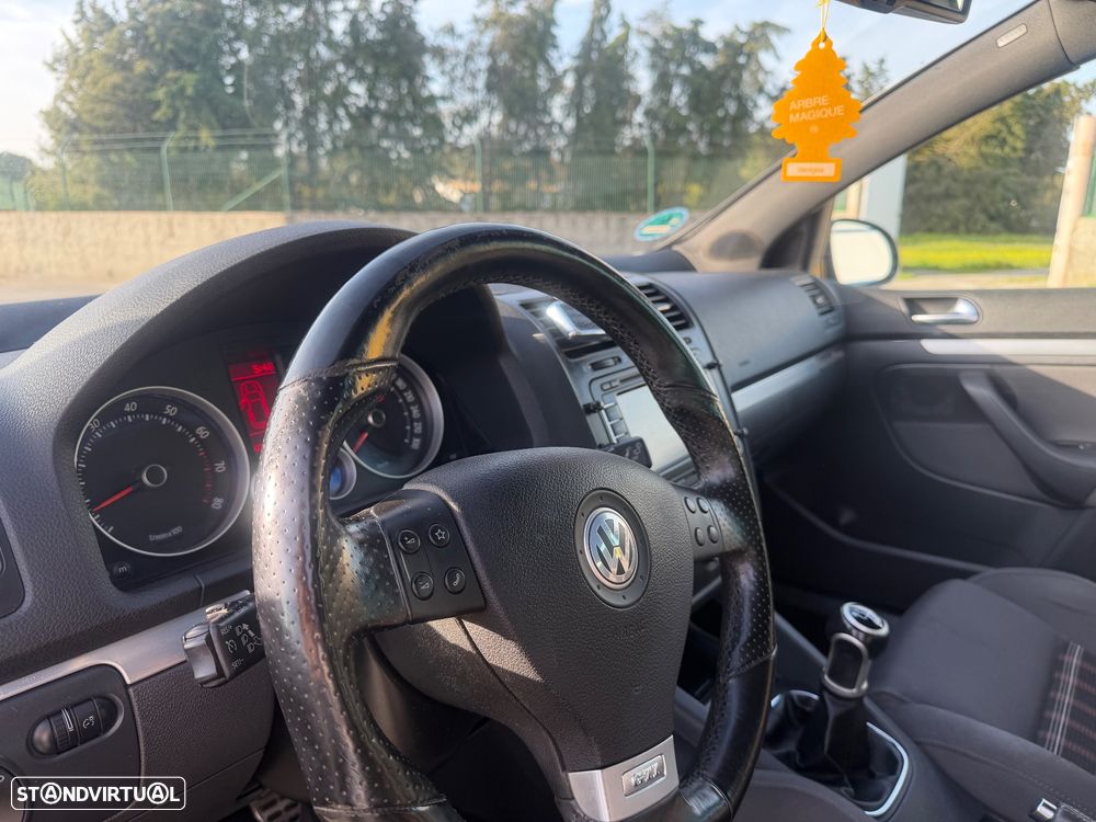 VW Golf 2.0 GTI Edition 35 - 12