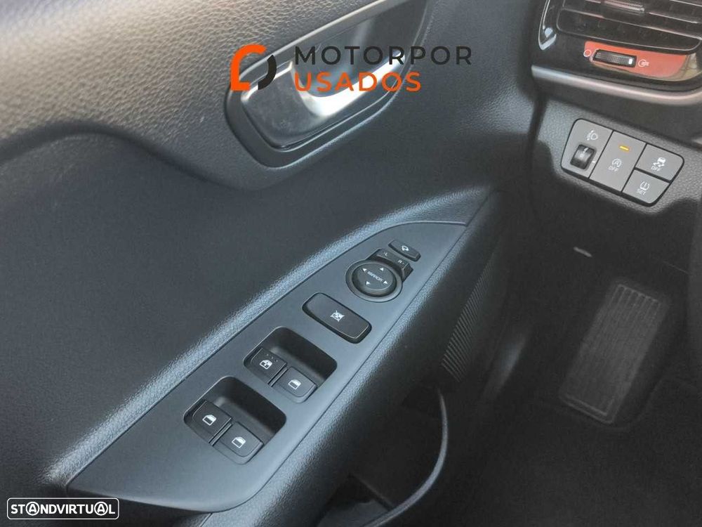 Kia Stonic 1.0 T-GDi Drive - 18
