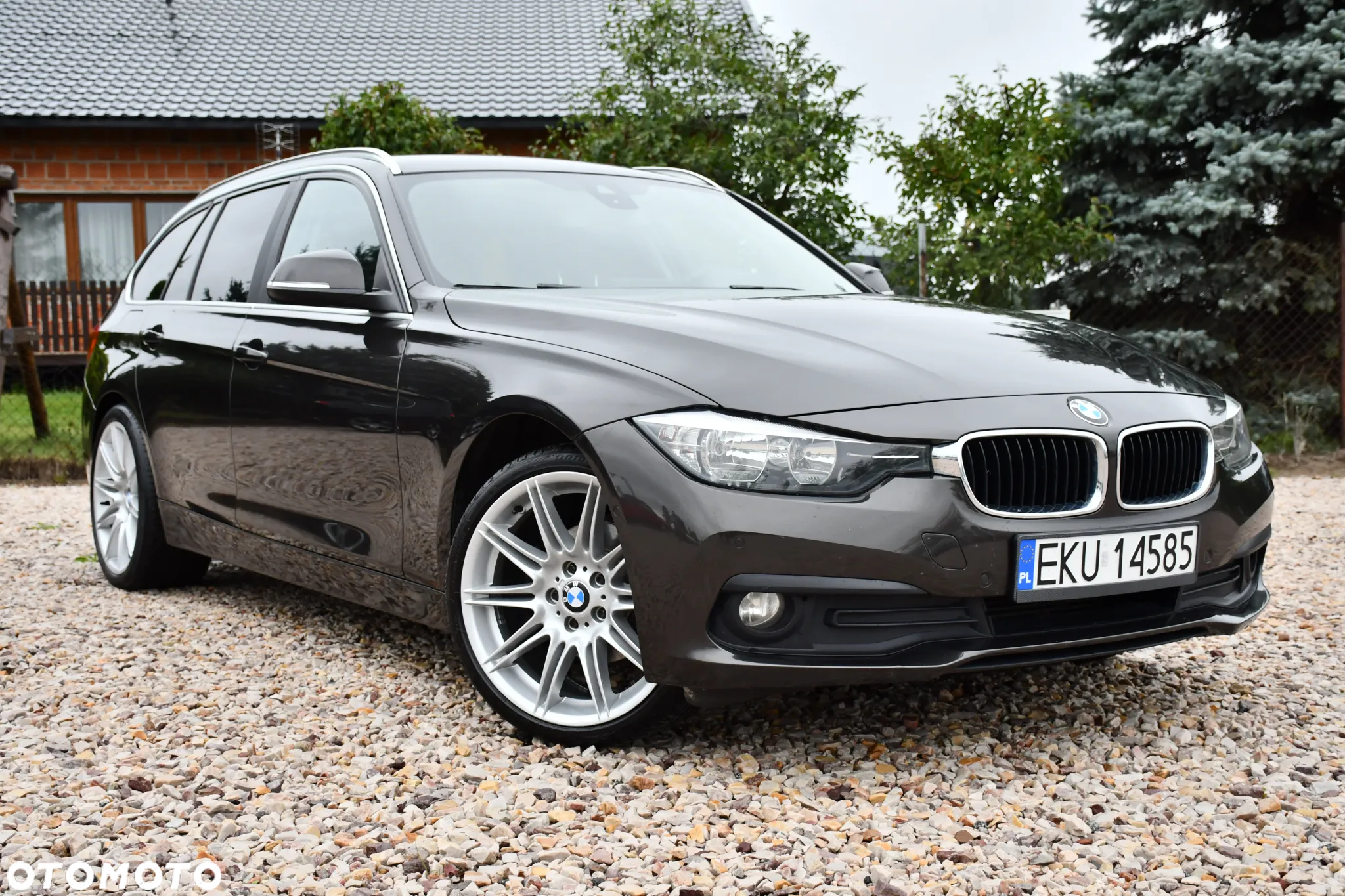 BMW Seria 3 318d Touring Sport Line - 10