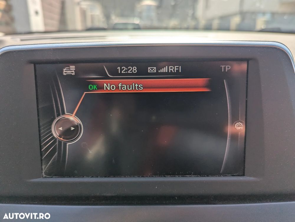 BMW Seria 2 216d - 8