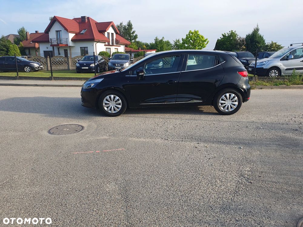 Renault Clio 1.2 16V Life - 22