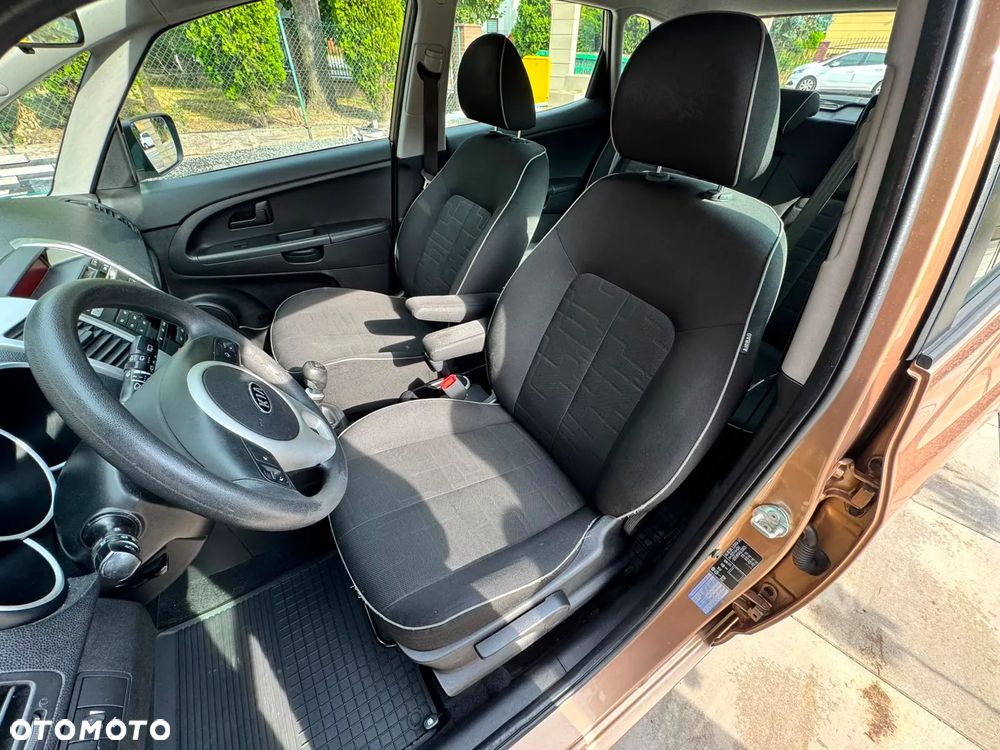 Kia Venga 1.4 M - 25