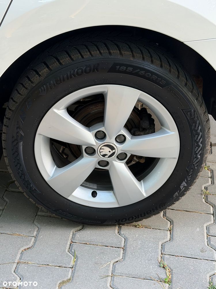 Skoda RAPID - 13