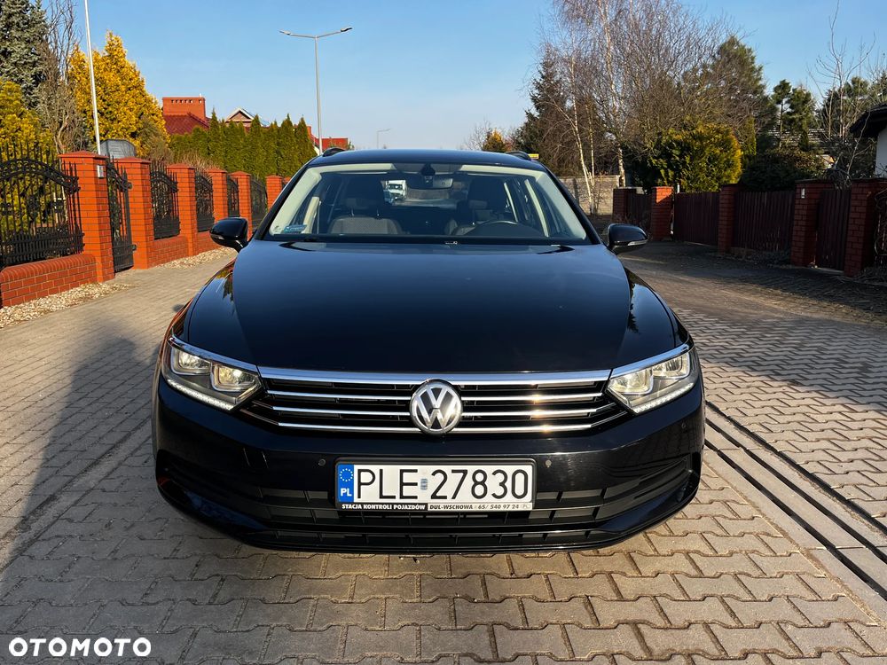 Volkswagen Passat 1.4 TSI BMT Trendline - 2