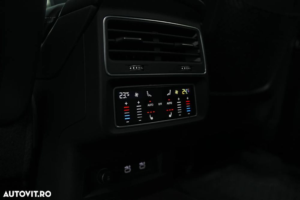 Audi Q8 SUV TFSI quattro 250 kW tiptronic S line business - 23