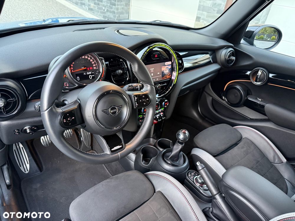 MINI Cooper John Works Trim - 37