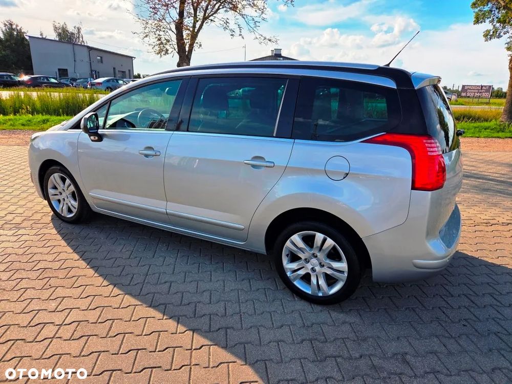 Peugeot 5008 HDI 115 Allure - 16