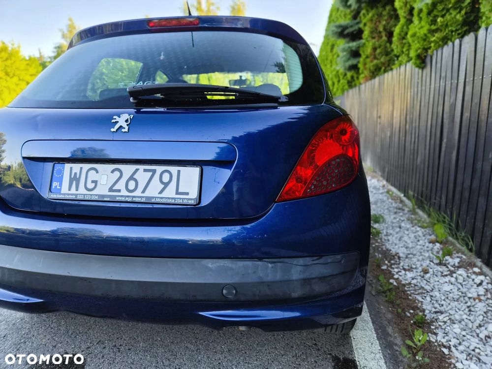 Peugeot 207 - 23