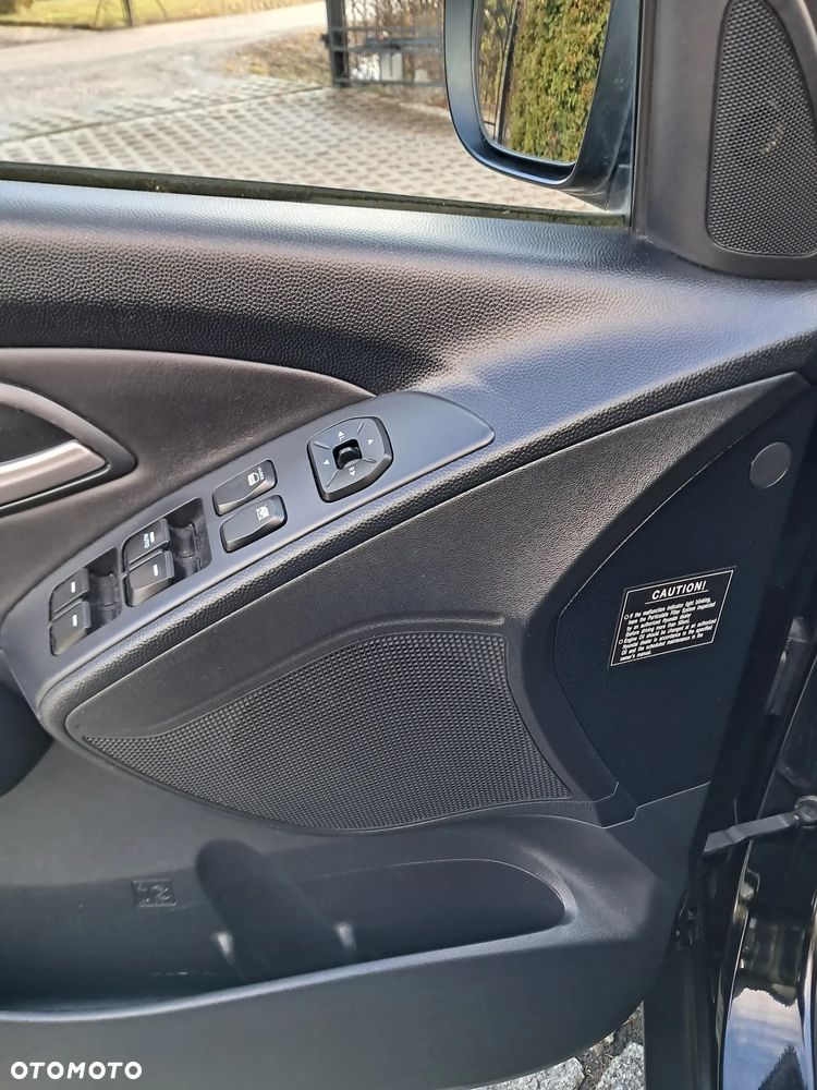 Hyundai ix35 1.7 CRDi Comfort 2WD - 9