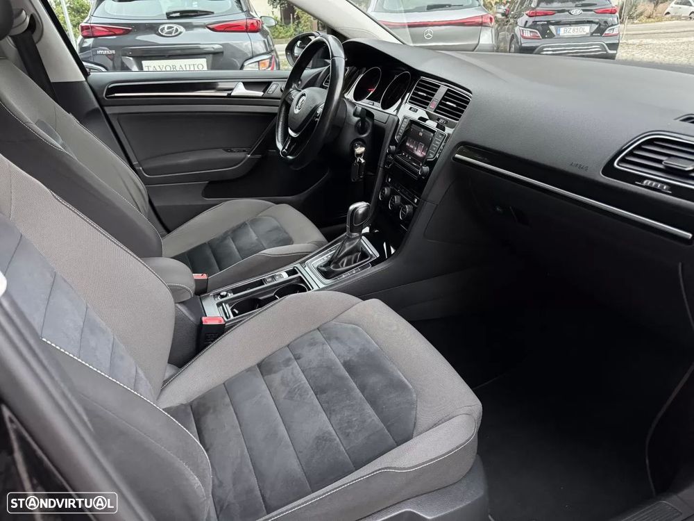 VW Golf Variant 1.6 TDi Highline DSG - 15