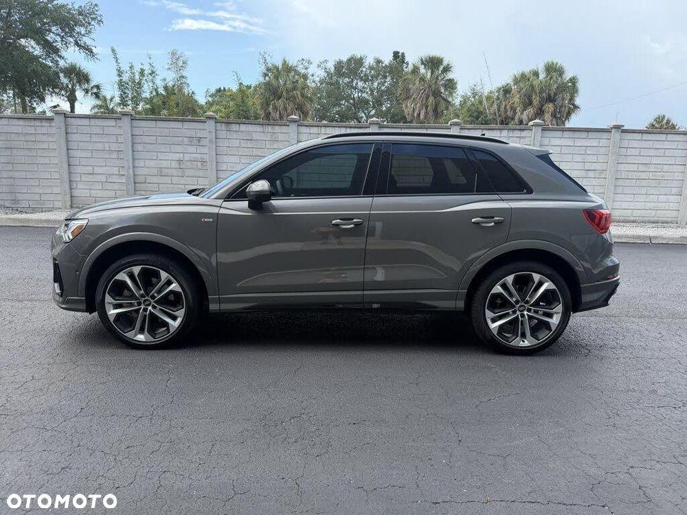 Audi Q3 45 TFSI Quattro S tronic S line - 2