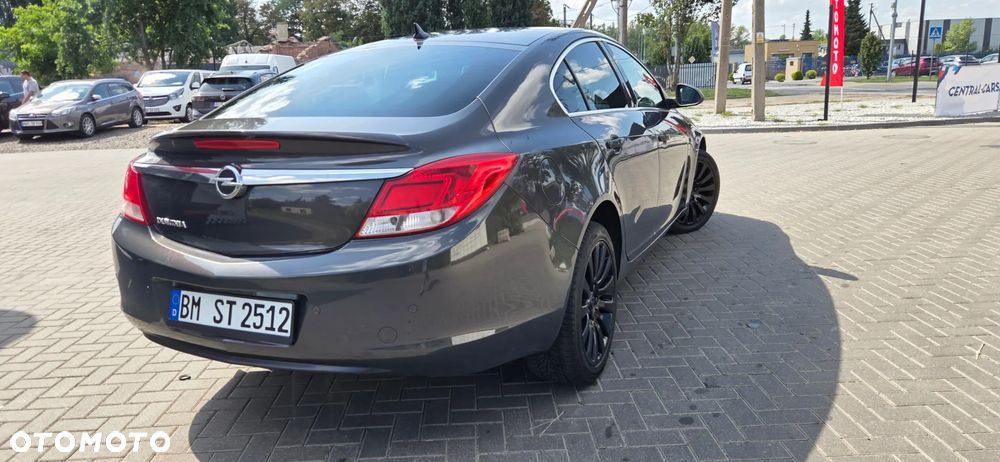 Opel Insignia 1.8 Design Edition - 11