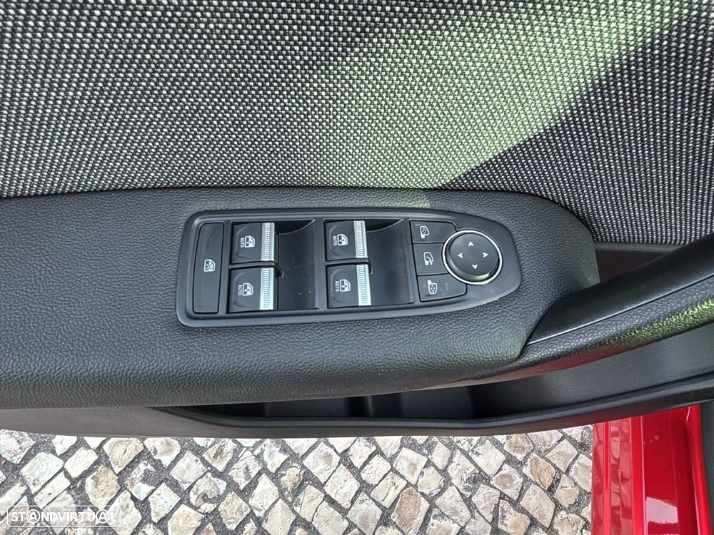 Renault Captur 1.0 TCe Techno Bi-Fuel - 18