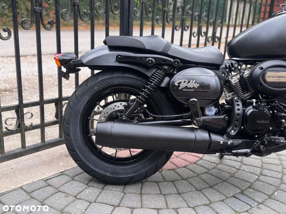 Hyosung GV - 9