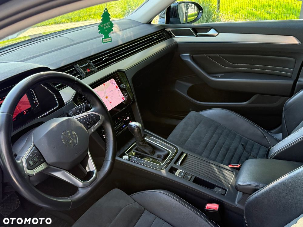 Volkswagen Passat Variant 2.0 TDI EVO Elegance DSG - 28
