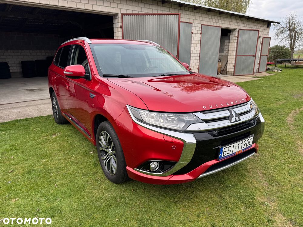 Mitsubishi Outlander - 3