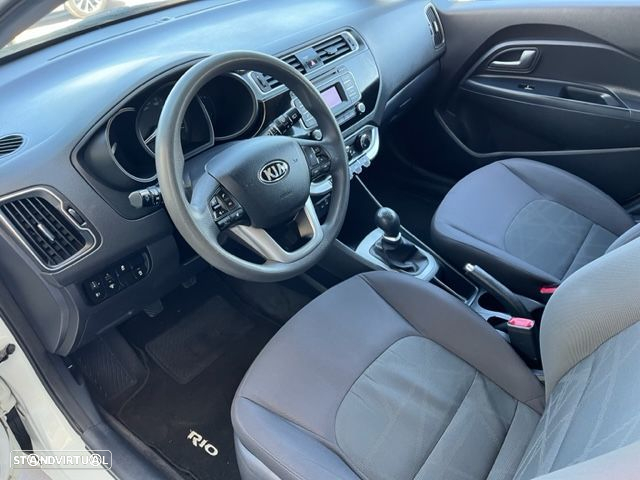 Kia Rio 1.1 CRDi In Town - 13