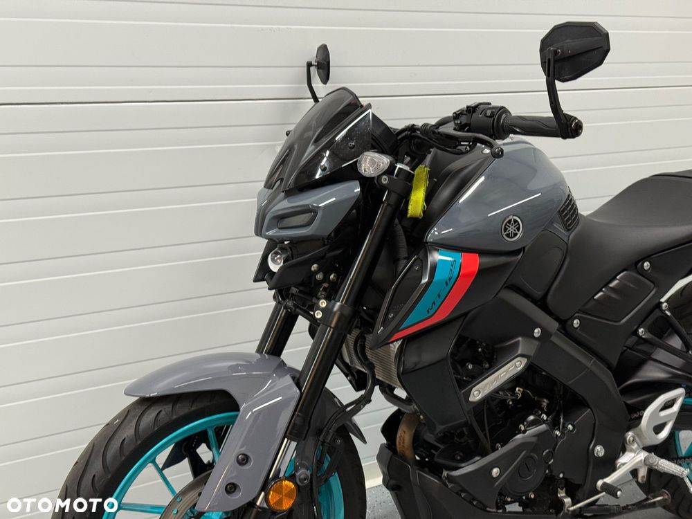 Yamaha MT - 17