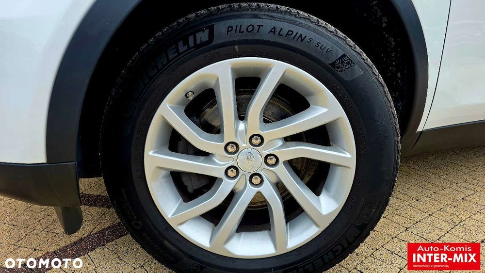 Land Rover Discovery Sport - 12