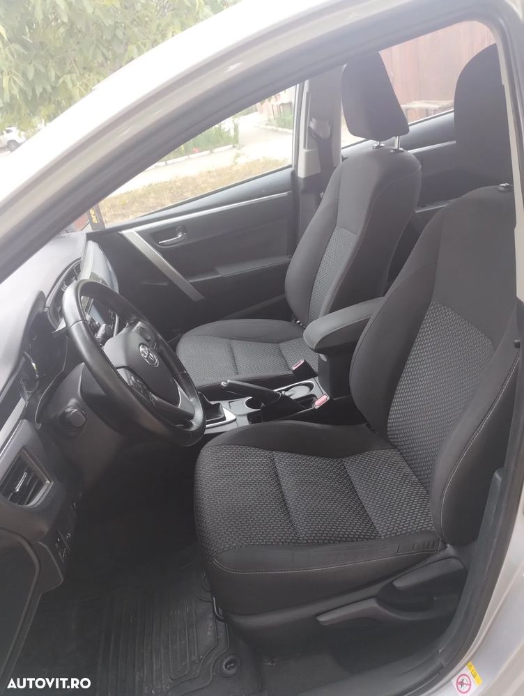Toyota Corolla 1.6 Valvematic Sol - 10
